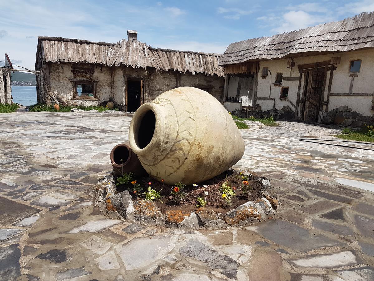 Hotel Bashinjaghyan Sewan Zewnętrze zdjęcie